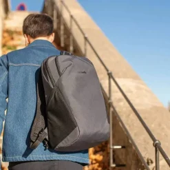 Discount PacSafe Vibe 20L Backpack Jet Black