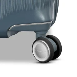 Clearance Samsonite Silhouette 18 Hardside Medium Spinner