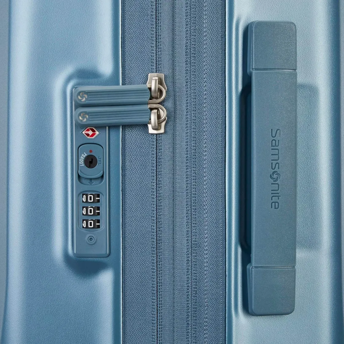 New Samsonite UpLift Hardside Carry-On Spinner